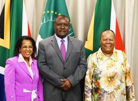 The Bureau of the Pan-African Parliament meets the South African Minister of International Relations and Cooperation